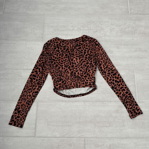 SHEIN Long Sleeve Crop Top Leopard Animal Print Side Ruching Scoop Neck XS - Picture 2 of 6